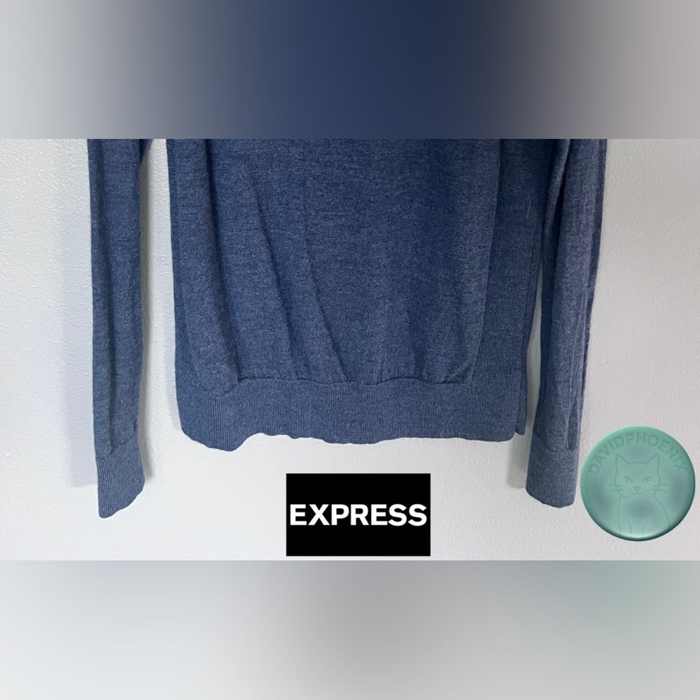 Blue Sweater Express size M - Picture 5 of 6